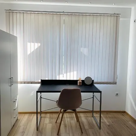 アパート Nordic Style With Parking Place